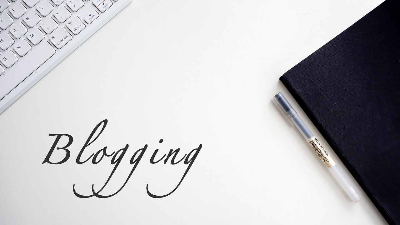 (FREE) Blogging कैसे शुरू करें? स्टेप बाय स्टेप